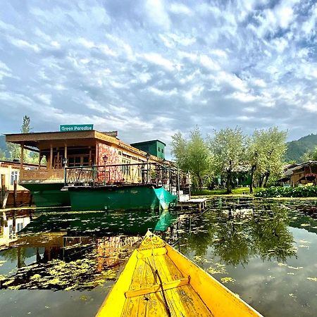 Green Paradise Houseboat - Centrally Heated Srīnagar Exteriör bild